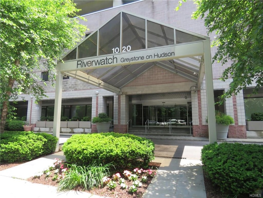 Riverwatch on Hudson unit 5B, Yonkers, NY 10701 - photo 1