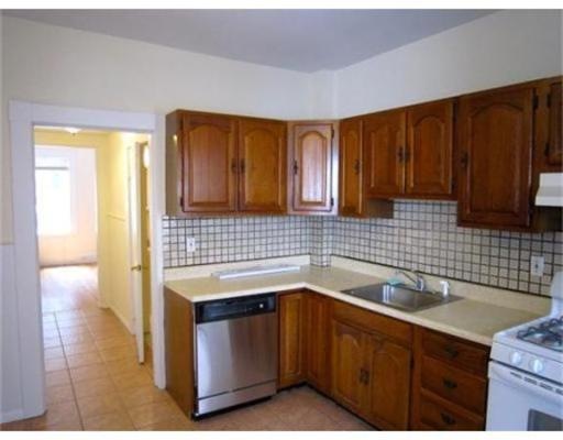 31 Plymouth St unit 1, Cambridge, MA 02141 - photo 1
