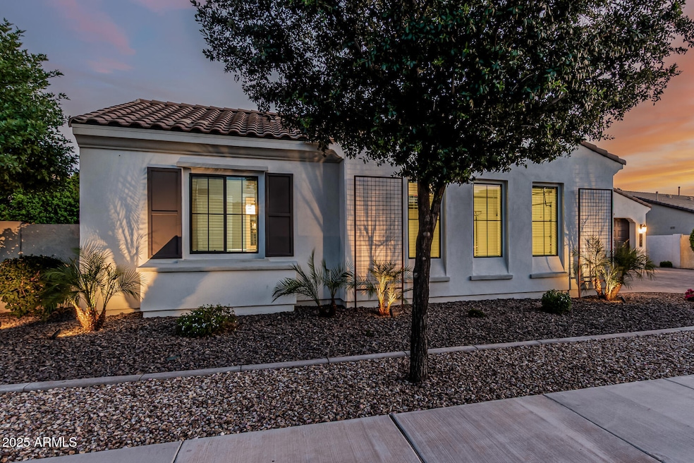 1725 E Everglade Ln, Gilbert, AZ 85298 - photo 1