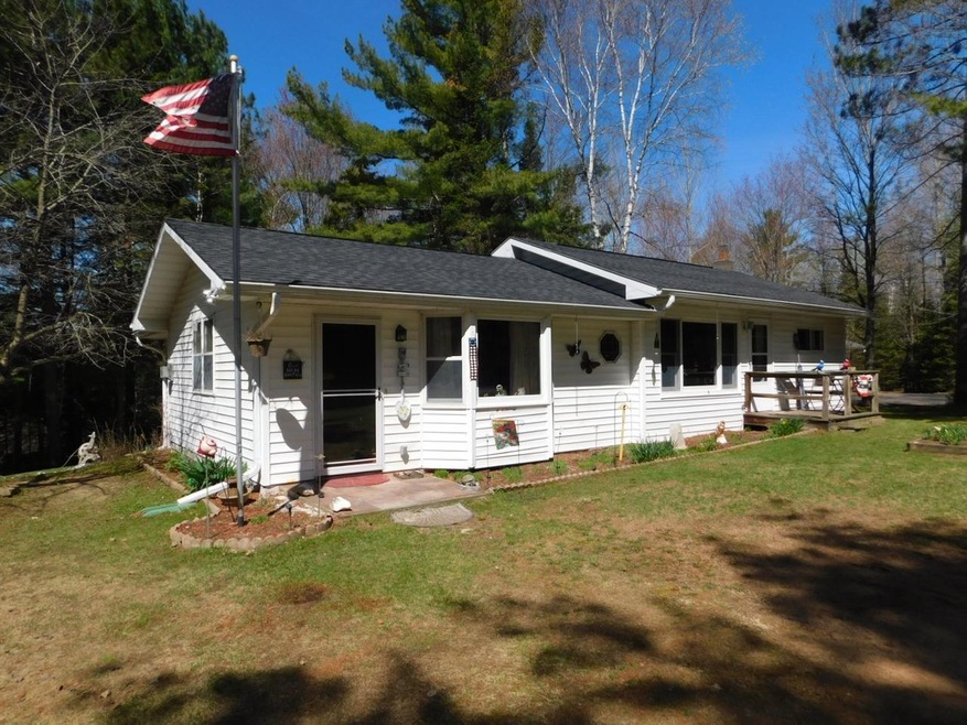 N10653 Poplar Dr, Tomahawk, WI 54487 - photo 1