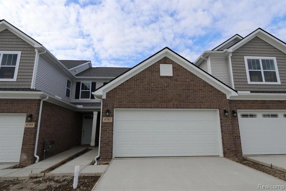 8783 Pioneer St unit 17, Washington Township, MI 48094 - photo 1