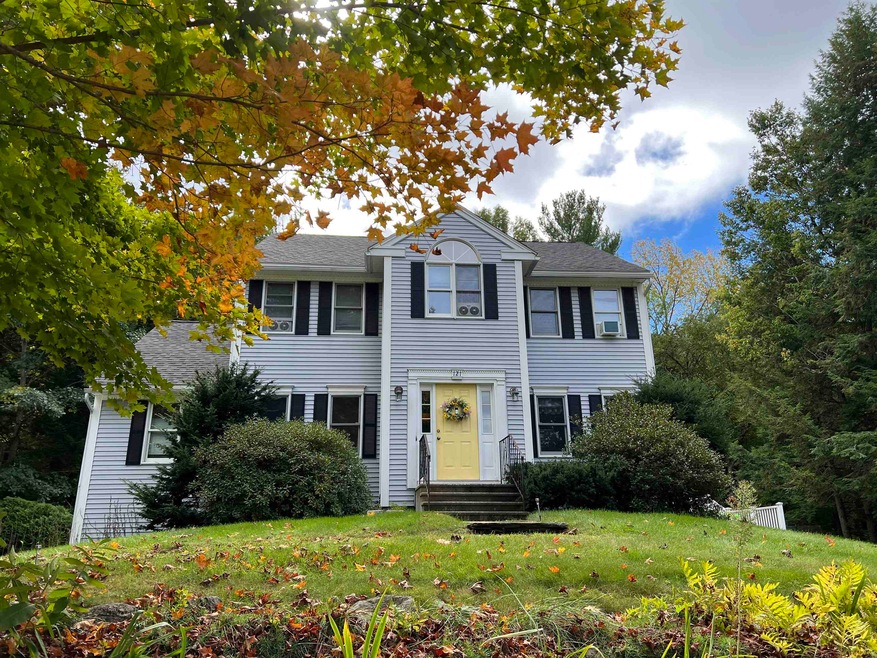121 Wellington Cir, Lebanon, NH 03766 - photo 1