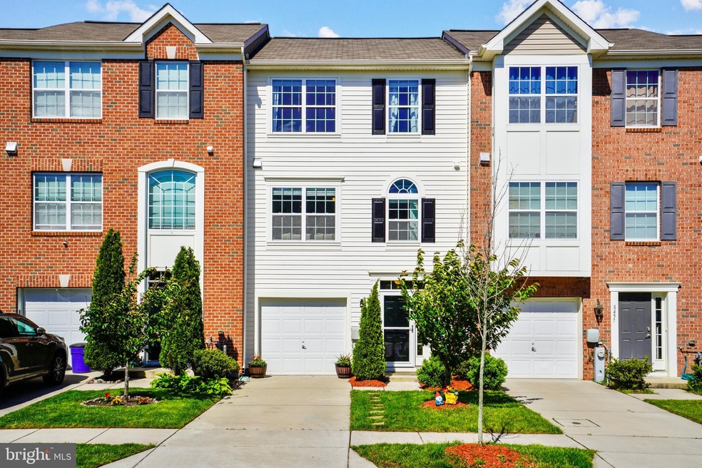 8455 Stansbury Lake Dr, Dundalk, MD 21222 - photo 1