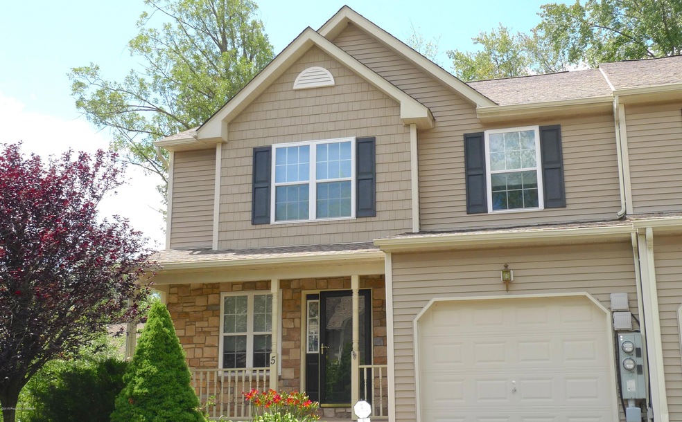 5 Sand Hollow Dr, Drums, PA 18222 - photo 1