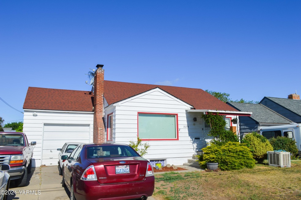 1620 S 3rd Ave, Yakima