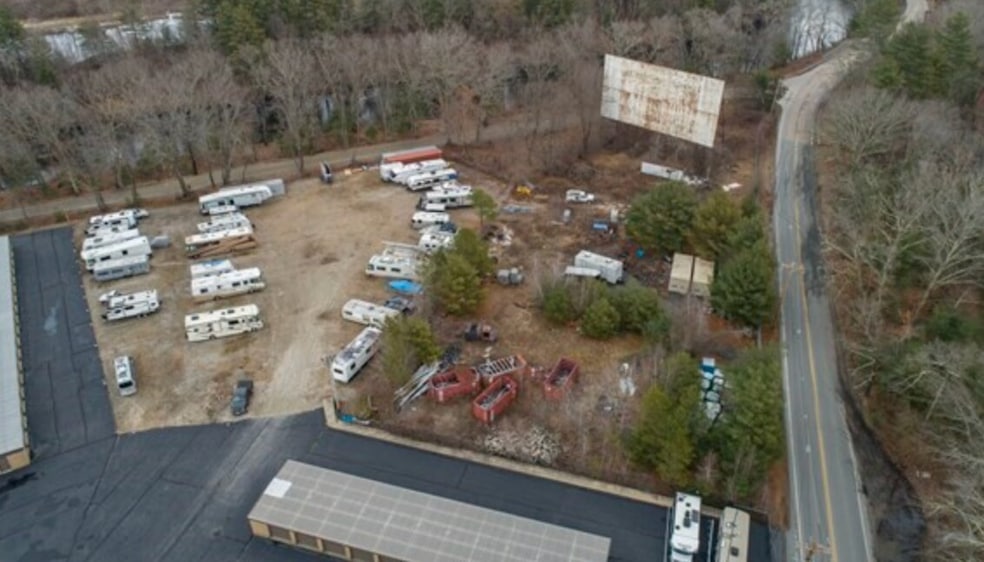 For Sale $400,000 • Co-Listing Agent