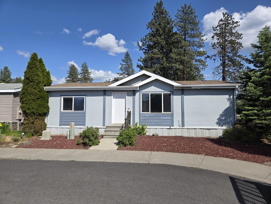 20176 Hawes Ln, Bend, OR 97702 - photo 1