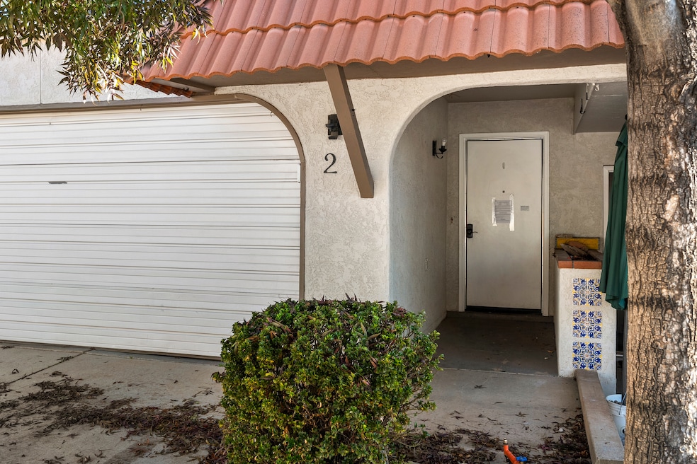 376 E 300 S unit 2, Saint George, UT 84770 - photo 1