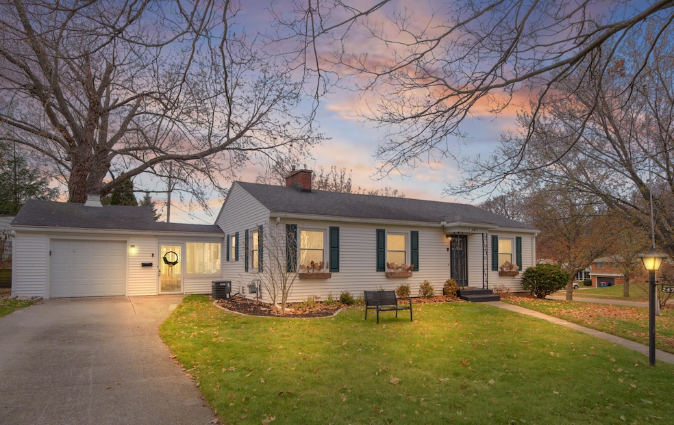 2471 Union Ave NE, Grand Rapids, MI 49505 - photo 1