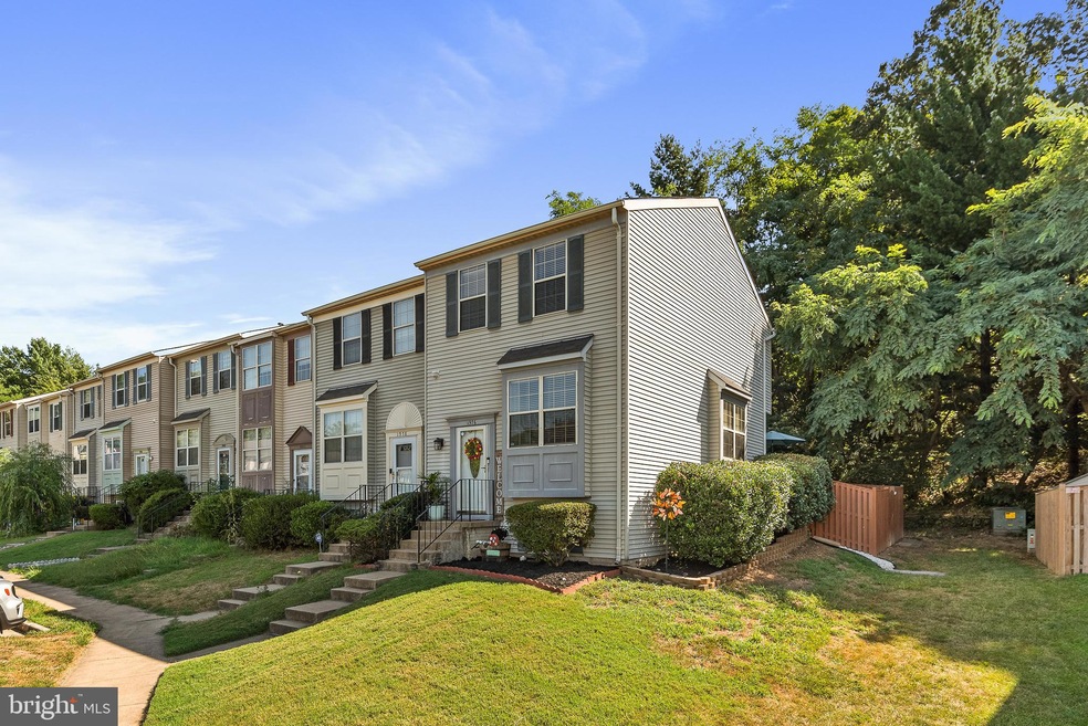 1976 Winslow Ct, Woodbridge, VA 22191 - photo 1