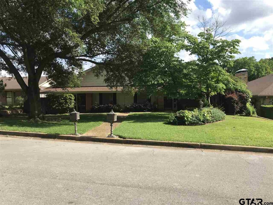 410 410 Boyd Ln, Tyler, TX 75703 - photo 1