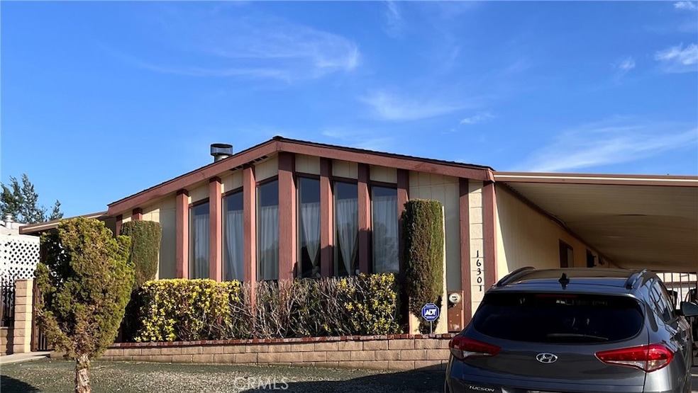 16301 Wimbleton Dr, Victorville, CA 92395 - photo 1