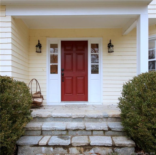 30 Stirrup Place, Wilton, CT 06897 - photo 1