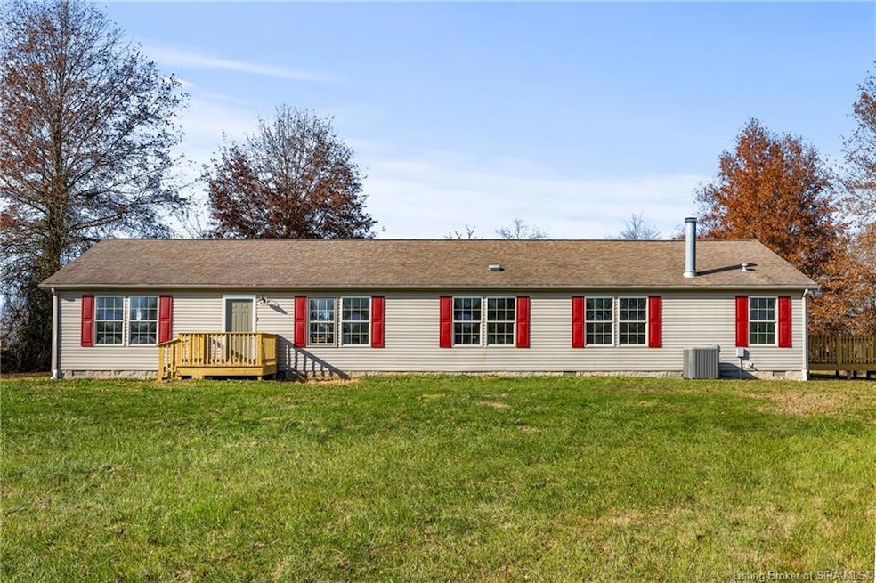 2533 N Keystone Dr, Scottsburg, IN 47170 - photo 1