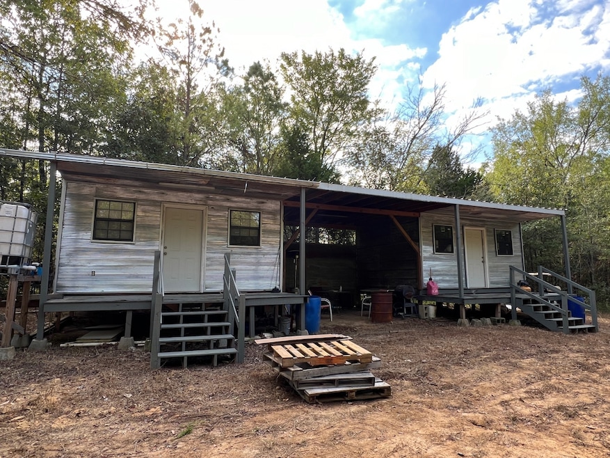 2 Sleeping cabins