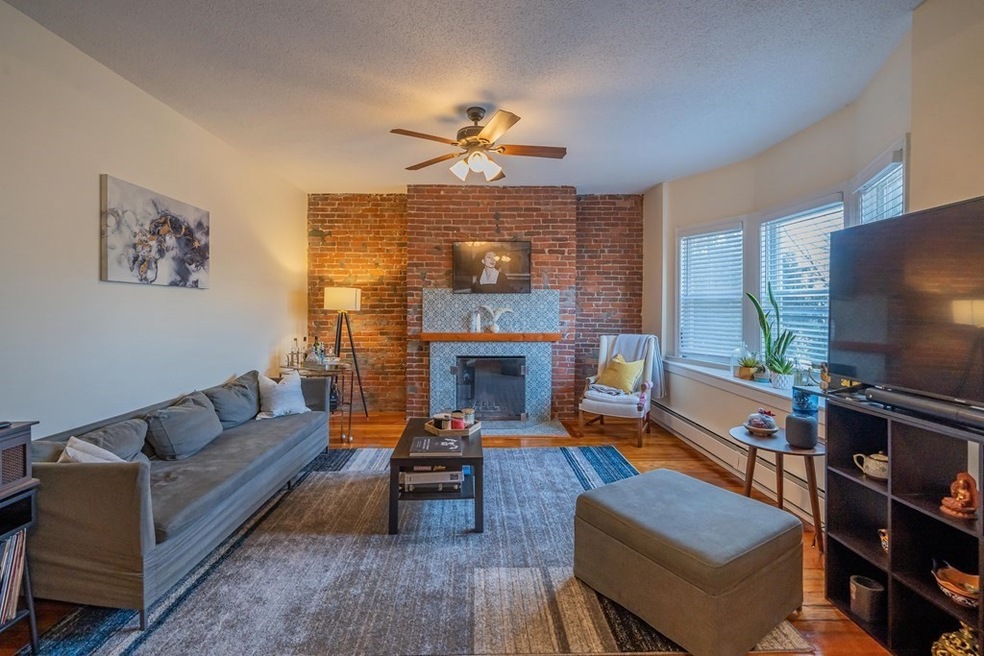 8 Humboldt Ave unit 2, Roxbury, MA 02119 - photo 1