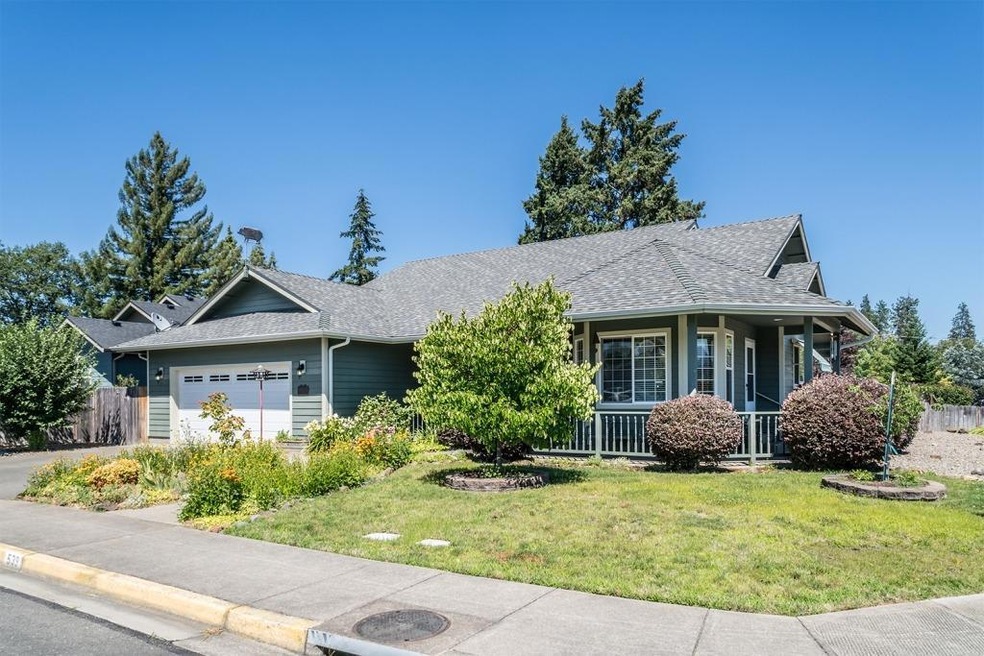 539 SW Leonard St, Grants Pass, OR 97526 - photo 1