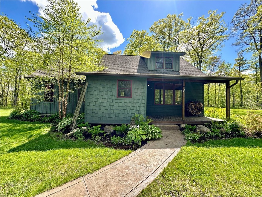 Under Contract $439,900