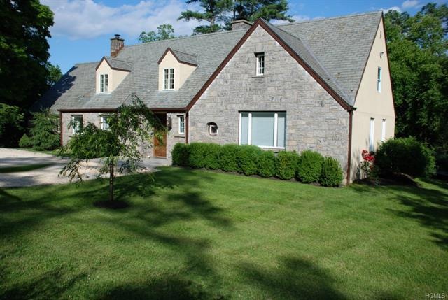 365 Millwood Rd, Chappaqua, NY 10514 - photo 1