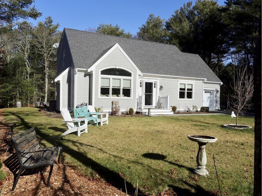 41 Pinewood Ln, Falmouth, MA 02536 - photo 1
