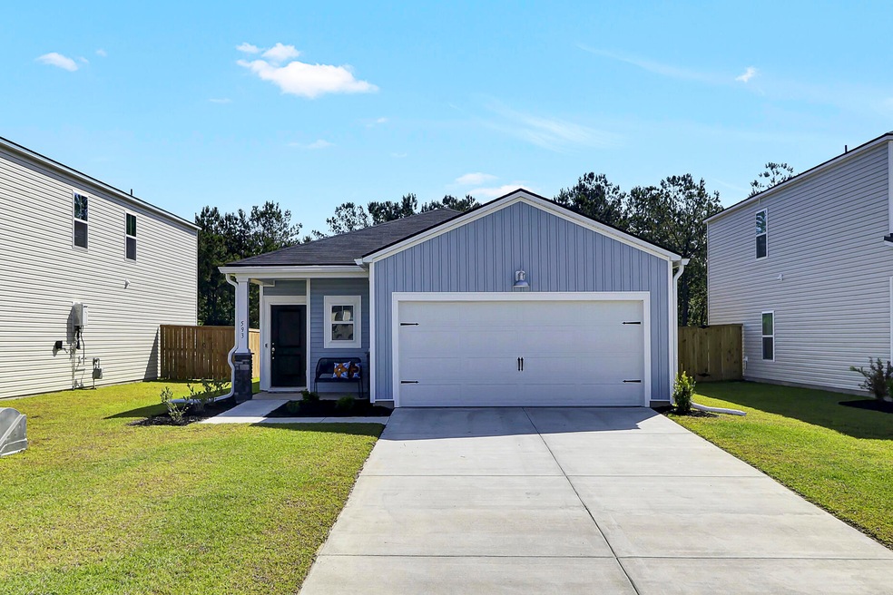 593 Spanish Wells Rd, Summerville, SC 29486 - photo 1