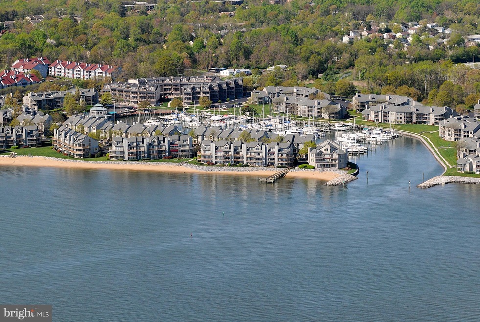 7024 Clinton Ct unit 18A, Annapolis, MD 21403 - photo 1