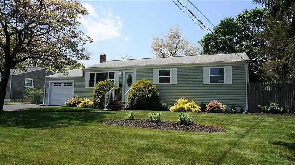 9 Hagerstown Rd, Warwick, RI 02886 - photo 1