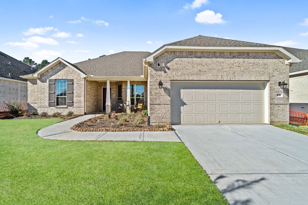 210 Silver Dapple, the Woodlands, TX 77382 - photo 1