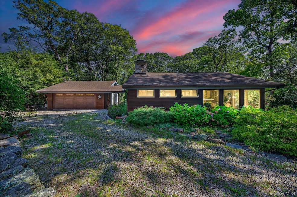 35 Deer Path Rd, Tuxedo Park, NY 10987 - photo 1