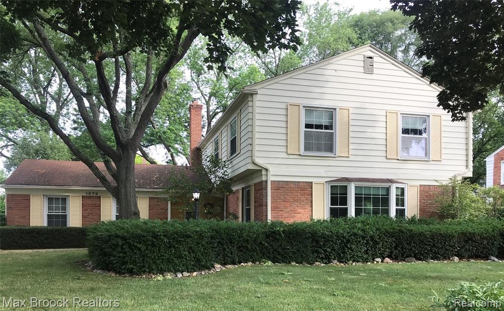 Welcome home to 1878 Hunters Ridge Drive