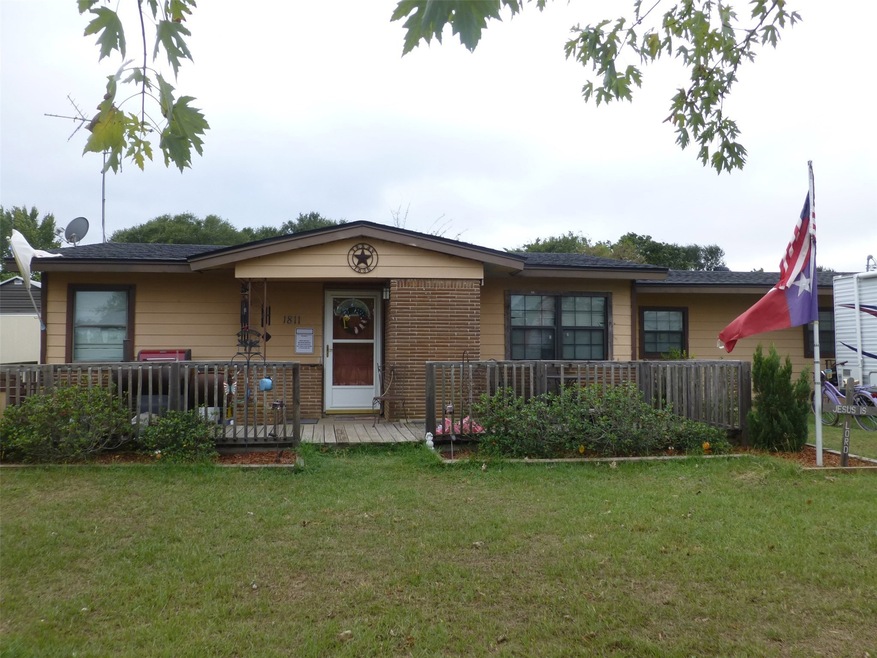 1811 Fields Store Rd, Waller, TX 77484 - photo 1