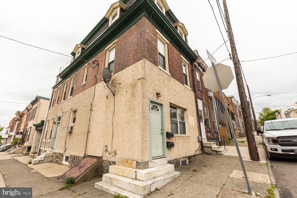 4300 Dexter St unit 2, Philadelphia, PA 19128 - photo 1