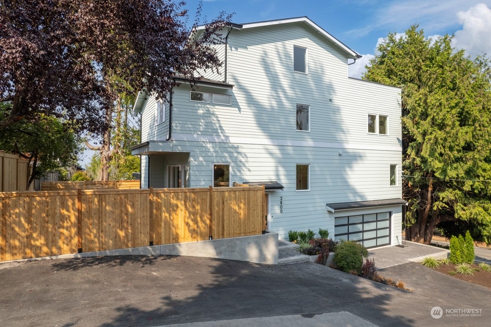 Sold $1,652,000 • Co-Listing Agent