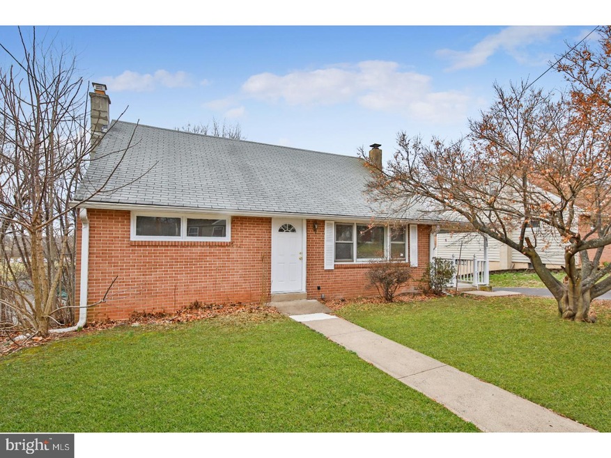 431 Manatawny St, Pottstown, PA 19464 - photo 1