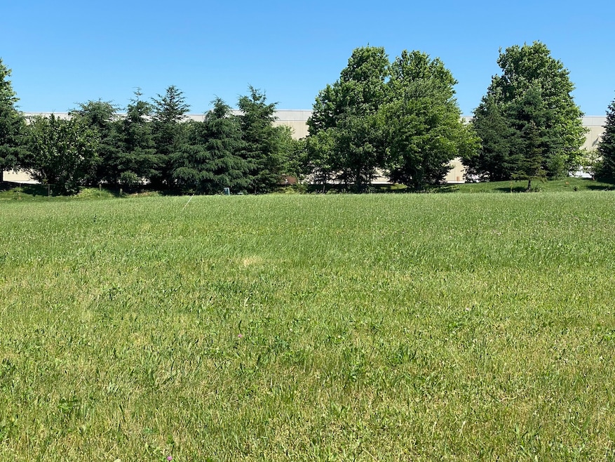 209 Whittemore Dr, Sycamore, IL 60178 - photo 1