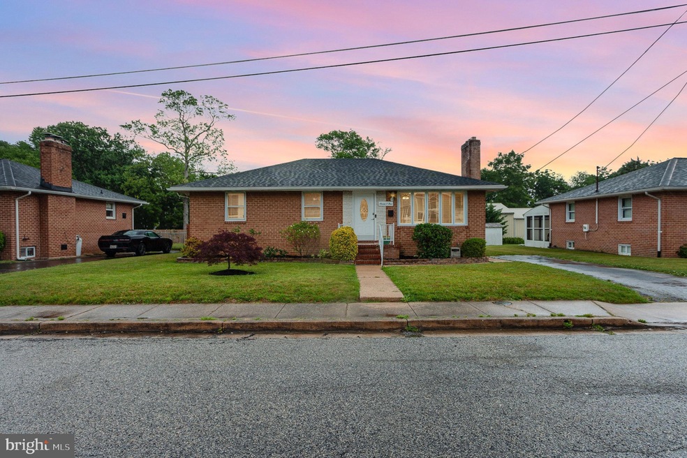 705 Clover Ave, Essex, MD 21221 - photo 1