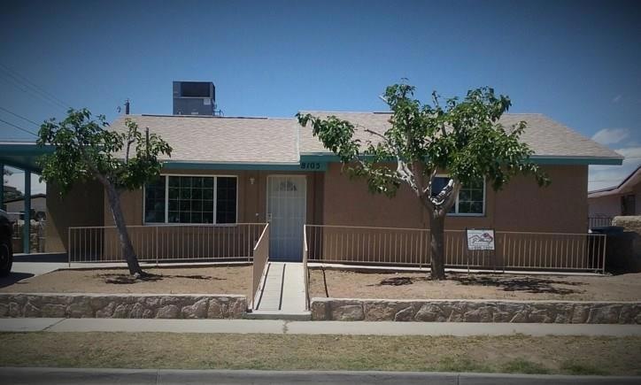 8105 La Paloma Cir, El Paso, TX 79907 - photo 1