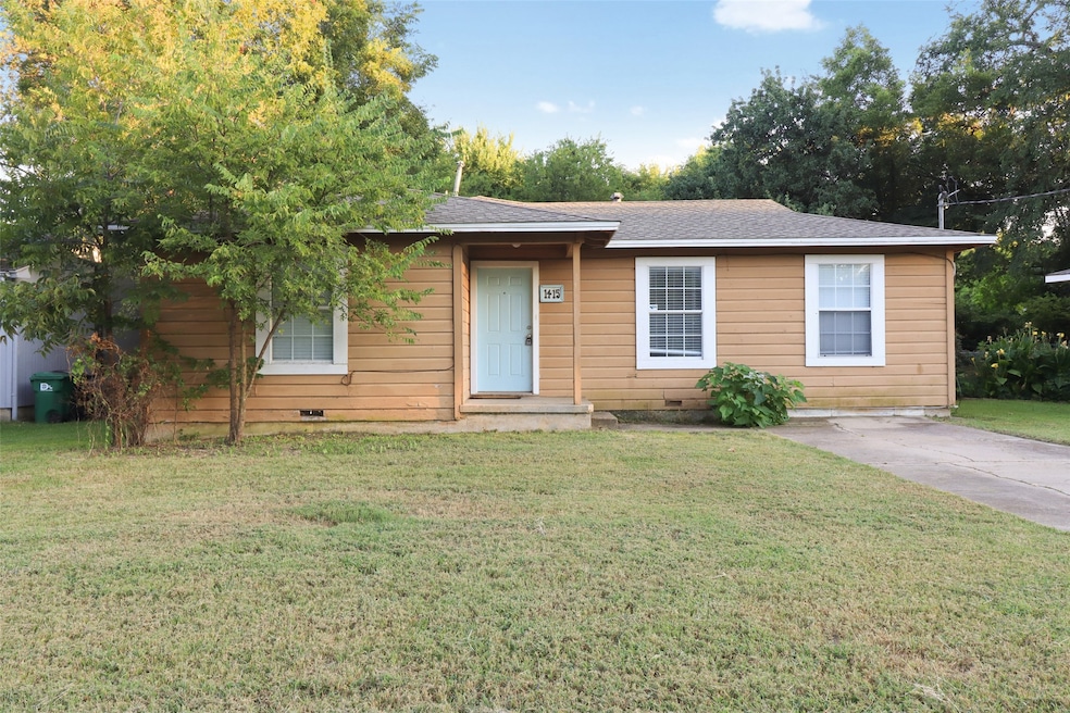 For Rent $2,075/month