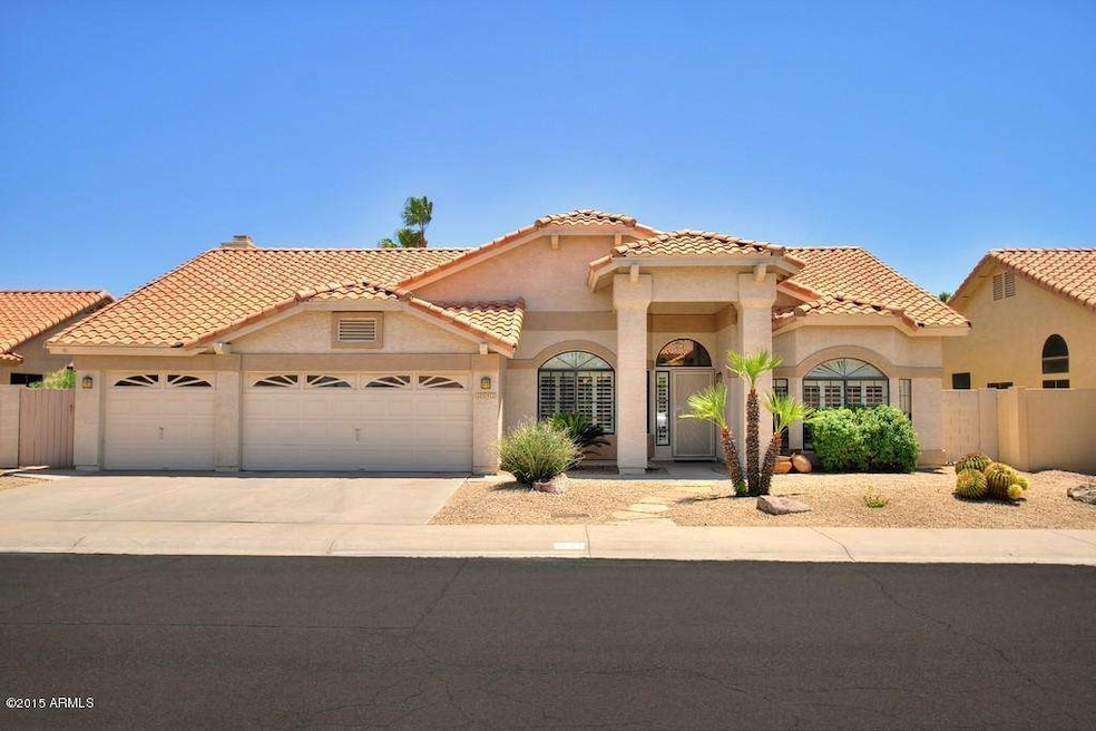 1443 W Tara Dr unit II, Gilbert, AZ 85233 - photo 1