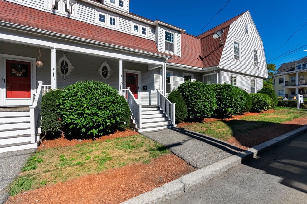 5 Vine Ave unit 5, Winthrop, MA 02152 - photo 1