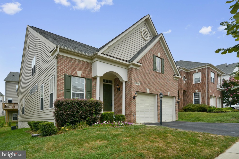 9093 Furey Rd, Lorton, VA 22079 - photo 1