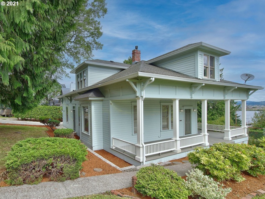 315 E C St, Rainier, OR 97048 - photo 1