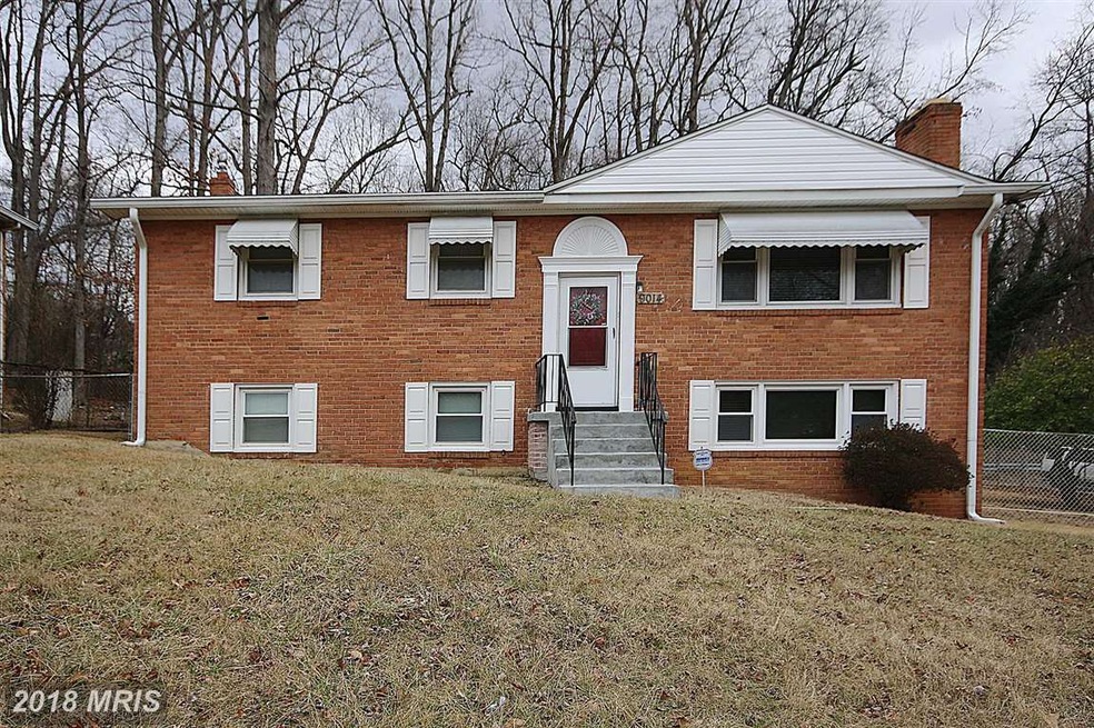 9014 Pinehurst Dr, Fort Washington, MD 20744 - photo 1