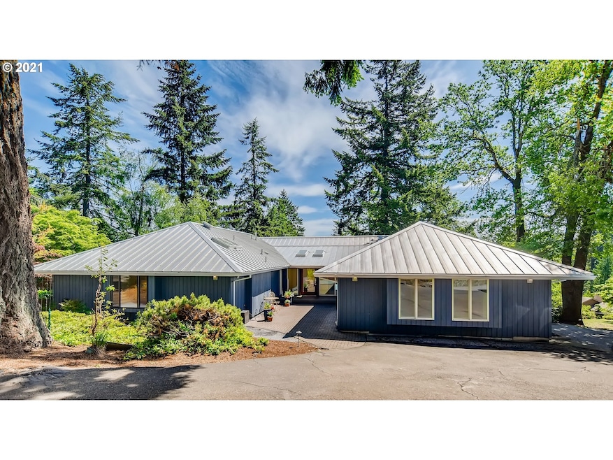 18740 Greenbluff Dr, Lake Oswego, OR 97034 - photo 1