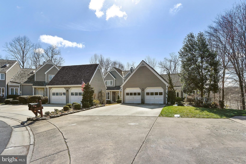 4763 Timber Ridge Dr, Dumfries, VA 22025 - photo 1