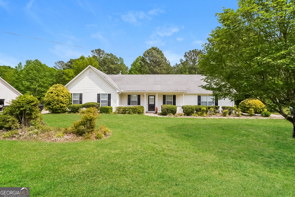 104 Old Stonewall Dr, Locust Grove, GA 30248 - photo 1