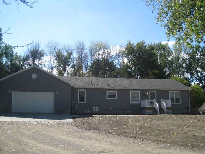 Bangor Twp. ranch. 3 bed 2 full bath.Full basement