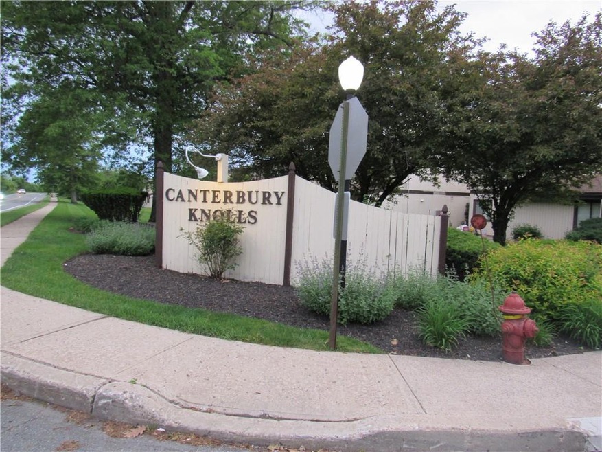 2 Marsham Ct, Middletown, NY 10940 - photo 1