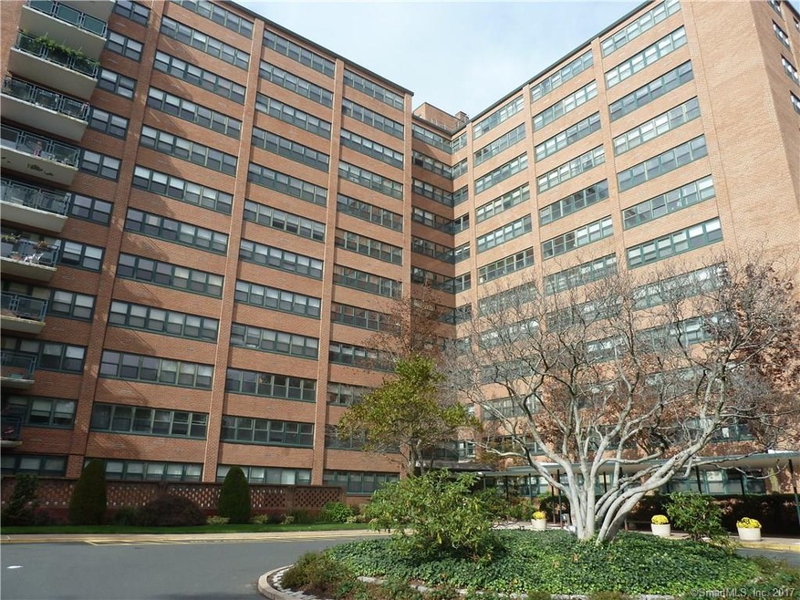 The Woodland unit 3K, Hartford, CT 06105 - photo 1