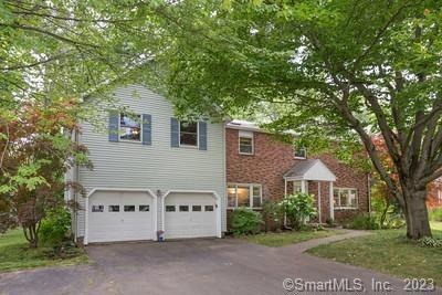 87 Mohawk Dr, West Hartford, CT 06117 - photo 1